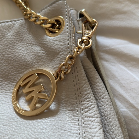 MICHAEL Michael Kors leather Handbag - Picture 8 of 9